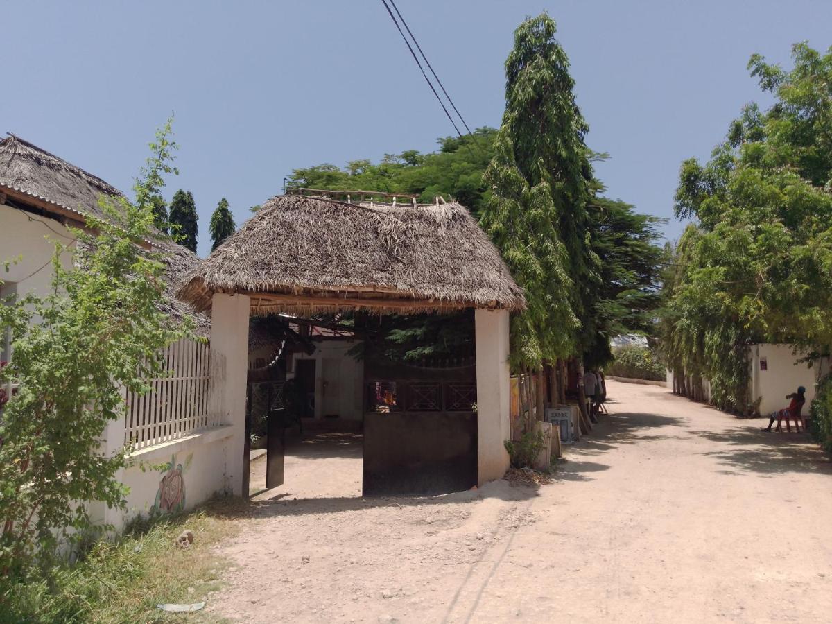 H & H Bungalows 눙귀 외부 사진